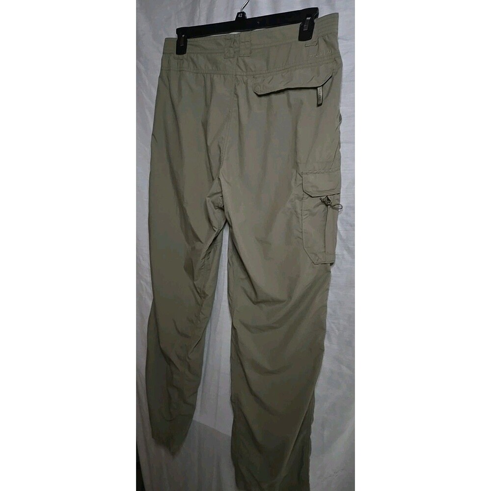 Columbia Sportswear Titanium Lightweight Cargo Hiking Pants, Sz Med 34", Khaki - Picture 9 of 10
